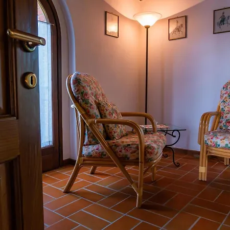 Panoramic With Terrace And Swimming Pool *